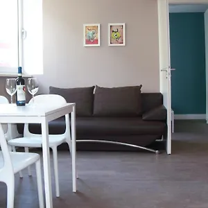 Apartmenthouse - Am Goerlitzer Park Берлин