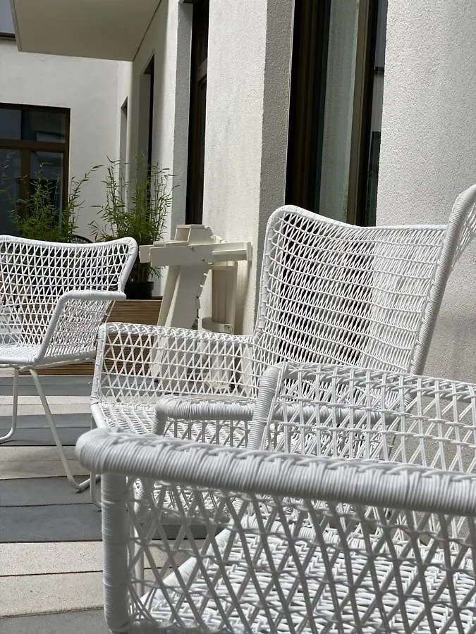 Апарт-отель Pure Berlin Apartments - Luxury At Pure Living In City Center