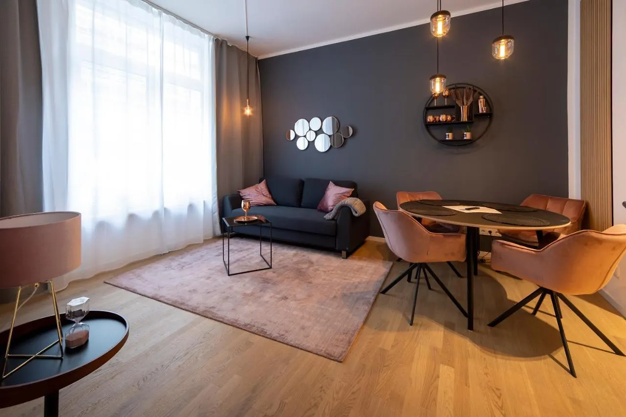 Apart-hotel Pure Berlin Apartments - Luxury At Pure Living In City Center